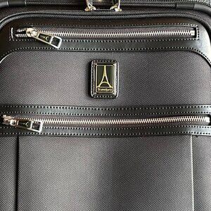 Travelpro Platinum Elite Regional Carry-on Rollaboard